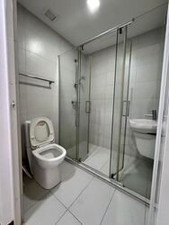 1 Canberra (D27), Condominium #618198291